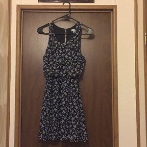 Super cute floral dress.